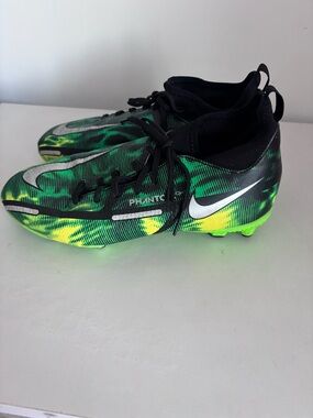 Nike Kids Phantom Soccer Cleats - Green, Yellow, Black